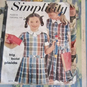 Vintage 1959 February Simplicity Sewing Pattern Catalog Store Counter Book Full - Picture 1 of 20