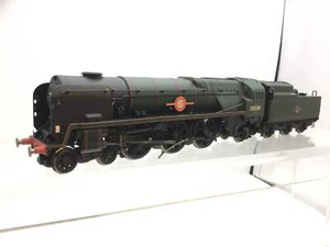 Hornby R2169 OO Gauge BR Green Merchant Navy 35028 Clan Line (NEEDS ATTN) - Picture 1 of 4