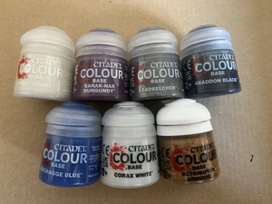 Citadel Farben 7 Stück Blau, Rot, Gold, Silber Schwarz & Weiß Neu - Bild 1 von 8