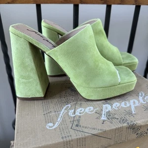 FREE PEOPLE Margo Mule Slip On Slides Sandals Green Apple 8 Boho Retro NIB - Picture 1 of 8