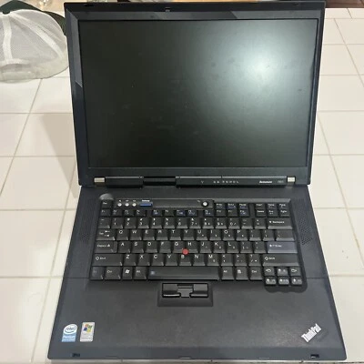 Lenovo ThinkPad R61i 15.4 Intel T5250 sin probar sin disco duro Foto 1 de 4