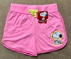 Peanuts - Snoopy - Girl's Pink Fashion Shorts - Size Large - New - Picture 1 of 1