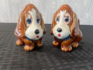 Vintage Hand Painted Basset Hound Salt and Pepper Shakers - Picture 1 of 4