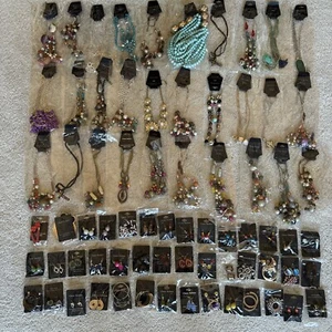 Wholesale Lot Chuns Fashion Jewerly~Resale~Fashion Pieces Necklaces Earrings 70 - Picture 1 of 10