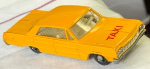 Matchbox Lesney # 20c Chevrolet Impala Taxi 4BPW evidence of touch-up, no box - Picture 1 of 8