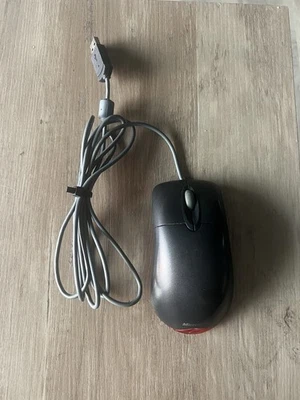 Microsoft Basic Optical Mouse v2.0 Wired USB P/N X802382-002 Tested - Image 1 of 4