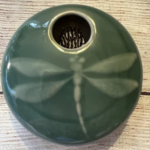 Ikebana Trent Gibby grüne runde Libellenvase mit Blumenfrosch 4" grün signiert - Bild 1 von 6
