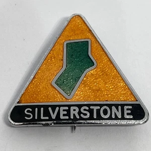 Vintage Silverstone Racing Circuit Motorsport Enamel Pin Badge Motorcycle Car - Picture 1 of 2