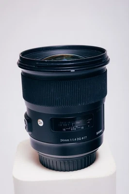 SIGMA 24mm F/1.4 DG HSM Art (for Canon EF mount) - image 1 of 4