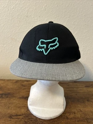Boné Fox Racing Teal Fox preto aba cinza mistura de lã Snapback OSFM - Imagem 1 de 4