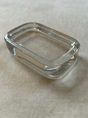 Jabonera de vidrio transparente pesado estilo antiguo suave prensado diseño victoriano de colección Foto 1 de 4