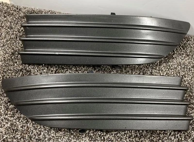 Juego de rejilla de parachoques Toyota Sienna '04-05 Phantom gris moldura niebla rejilla OEM Foto 1 de 4