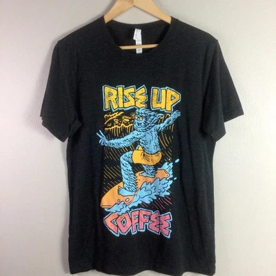 Camiseta Rise Up Coffee Shop tostadores orgánicos negra grande Foto 1 de 4