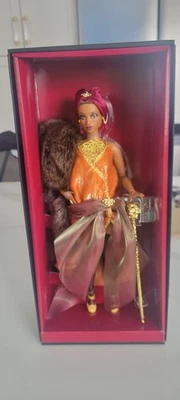 Madam Lavinia 2016 Gold Series Harlem Theatre Collection #DWG46 NEW NEVER OPENED - Image 1 of 4