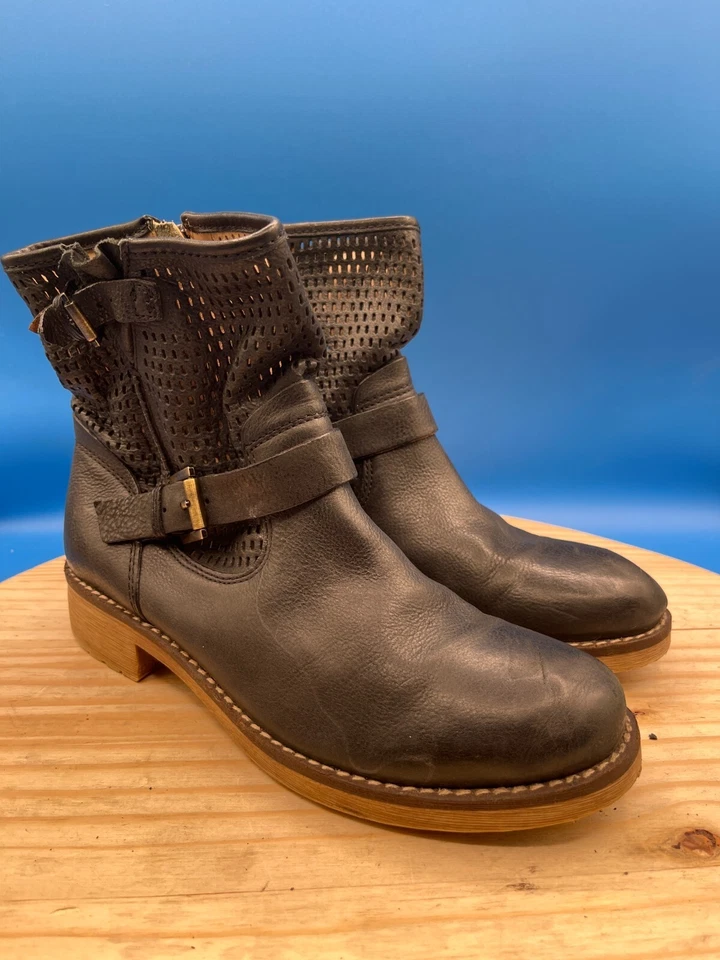 Botín Geox Para Mujer Talla 8/EU38 Negro Cuero Hebilla Cremallera Lateral Tobillo Perforado Foto 1 de 4