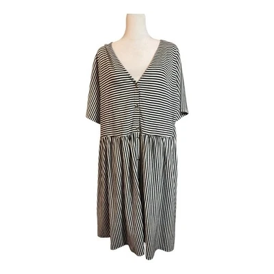 Vestido a rayas talla grande talla 20 informal oficina otoño de ASOS Foto 1 de 3