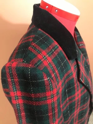 Sag Harbor VTG Holiday Plaid Blazer SIZE 8 Red Wool Blend Christmas Button Front - Image 1 of 4