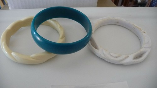OFF WHITE #319X Costume Vintage BRACCIALE MIX LOTTO 3 BRACCIALETTI PLASTICA BIANCO BLU BIANCO SPORCO T