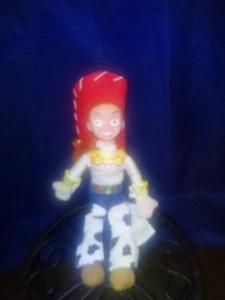 Muñeca Jessie Peluche Disney Pixar Toy Story con Sombrero - Cabeza de Goma de 10""" - Imagen 1 de 4