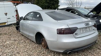 AUDI A5 TDI 2007-2012 DOOR LOCK MECH (FRONT PASSENGER SIDE) - Image 1 of 2