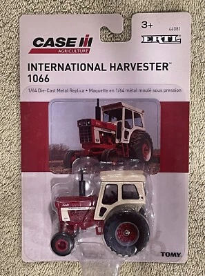 Tractor ERTL International Harvester Case IH 1066 NUEVO EN PAQUETE 1:64 Foto 1 de 2