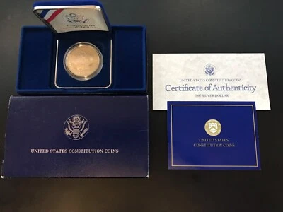 1987 United States Constitution UNC Silver Dollar with Box/COA - US Coins - Image 1 of 4