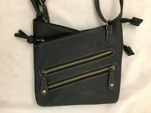 Black 1X8X8" Joe Boxer Purse 5 Compartments 48" adj Handle - Picture 1 of 4
