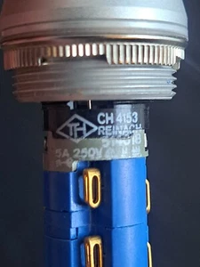 Tschudin & Heid Reinach CH4153 514018 Red Momentary Push Button 5A 250VAC TH NEW - Picture 1 of 4