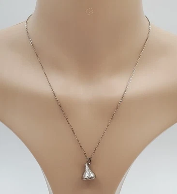 Collar Colgante Hershey Kiss 18 pulgadas Tono Plata Dulce Chocolate Caramelo Dije Foto 1 de 4