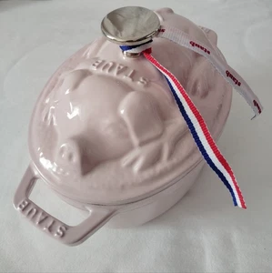 Staub Piggy Cocotte 1 Liter 17 cm Gusseisen Neu Sorbet Rose - Bild 1 von 18