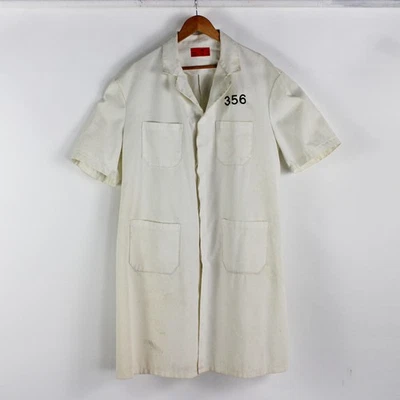 Vintage Industrial Workwear White Short-Sleeve Lab Coat Size 48 FLAWED - Image 1 of 4