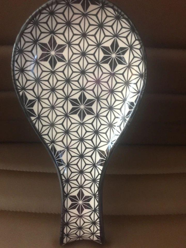 Black & White Spoon Rest New No Tag Or Box 4.5" X 10" - Image 1 of 1
