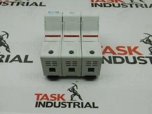 Ferraz Shawmut US3J3I Fuse Holder 600VAC 30A - Picture 1 of 3