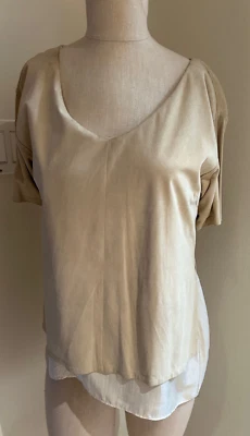 Blusa Brunello Cucinelli Damas Cuello en V Tostado Gamuza Cuero SS talla 40/6 ETIQUETAS NUEVAS Foto 1 de 4