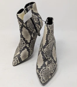 Journee Collection Womens Isobel Animal Snake Print Ankle Boots Shoes - Picture 1 of 6