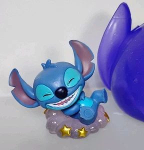 Disney Stitch Fuori da Questo Mondo! Mini Figura Misteriosa Sorridente da Collezione - Foto 1 di 3
