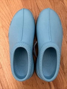 NWT Ugg tasman slippers kids Size 4 - Picture 1 of 4