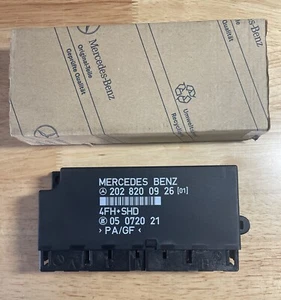 NEW 1994-2000 GENUINE MERCEDES C220 C280 C230 COMFORT CONTROL MODULE 2028200926 - Picture 1 of 5