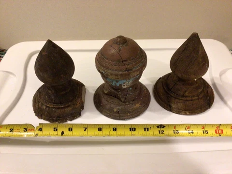 3 ANTIQUE VICTORIAN OLD WOOD NEWEL POST FINIAL CAP ENDS ARCHITECTURAL SALVAGE Cover