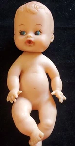 Vintage Playmates Drink & Wet Gummi geformtes Haar Vinyl Baby Puppe  - Bild 1 von 11