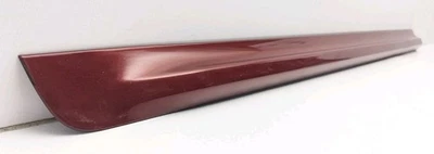 2004-2009 Nissan Quest body side molding right rear red brawn OEM 82870-5Z020 - Image 1 of 4