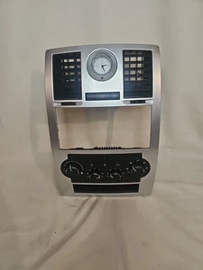 2005-2007 Chrysler 300 Center Dash Radio AC Heater Climate Control Bezel OEM - Picture 1 of 12