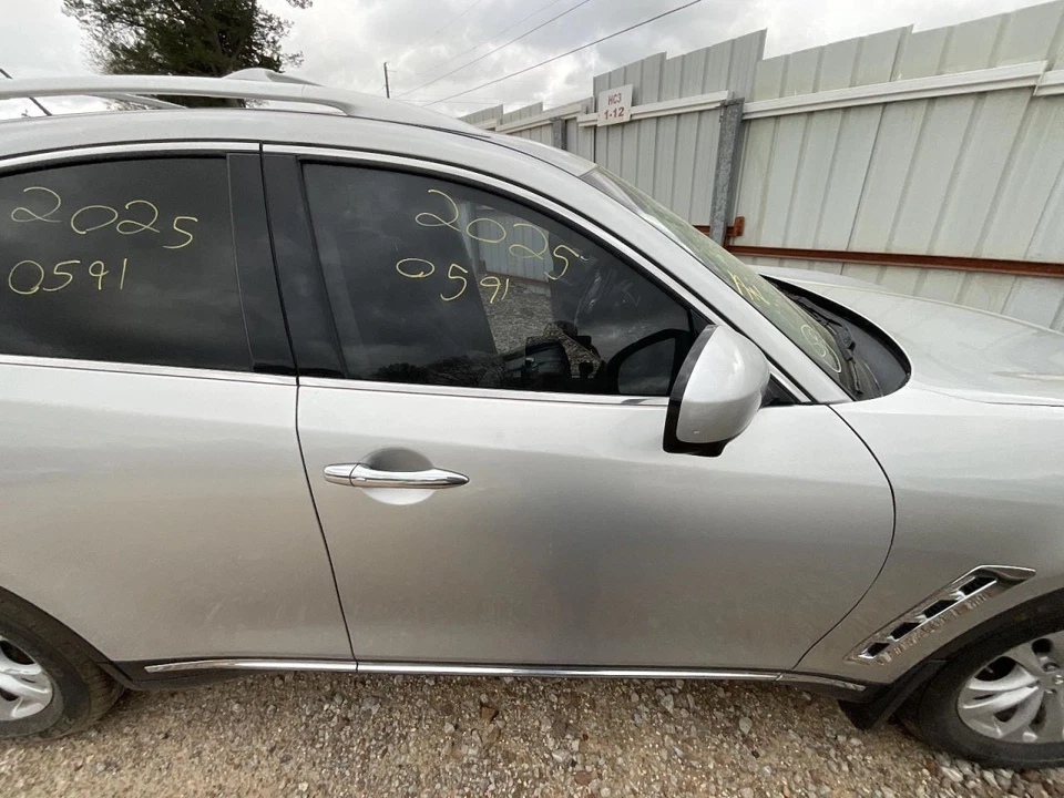 (LOCAL PICKUP ONLY) Passenger Front Door Fits 09-12 INFINITI FX SERIES 2472300 - Image 1 of 4