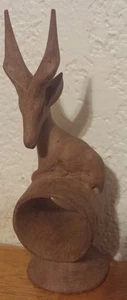 VINTAGE HAND-CARVED WOOD KENYA AFRICAN ANIMAL NAPKIN RING HOLDERS - GAZELLE - Picture 1 of 7