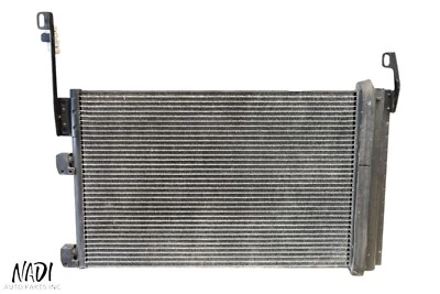 Condensador de aire acondicionado Ferrari California 2009-2014 4,3 L OEM 52424994 Foto 1 de 4