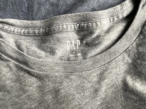 The Gap Langarm T-Shirt mit Rundausschnitt (Größe XS / Farbe grau) - Bild 1 von 3