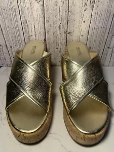 Michael Kors Metallic Gold Keilabsatz Offene Zehenpartie Absatz Größe 8,5 M Stil Neu - Bild 1 von 6