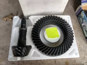 Yukon Ford F350 1993-1997 10.25" 5.38 Ratio Ring and Pinion - Picture 1 of 9