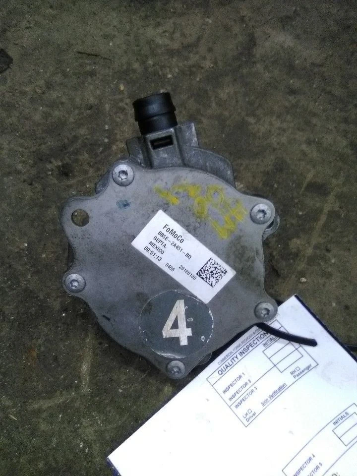 Ford Edge 2018 bomba de inyección de aire 2,0 litros, accionada mecánicamente Foto 1 de 4