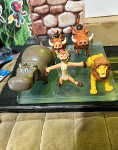 Disney Der König der Löwen versch. Spielzeug - BESHTE HIPPO, Simba & Timon & Pumba Figuren - Bild 1 von 7